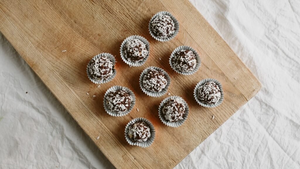 Dates And Cashew Vegan Balls